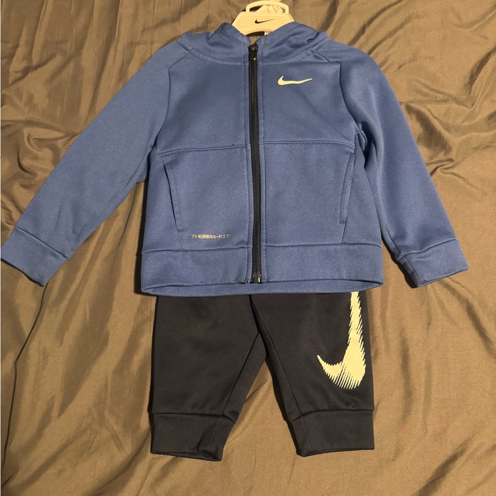 Nike Kids Blue and Navy Set